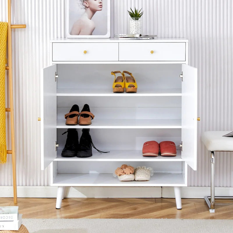 Meuble de rangement en rotin avec finition lisse en MDF — Chevet, entrée ou couloir