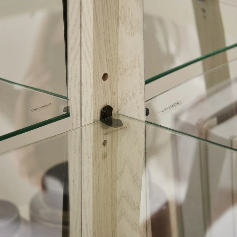 Vitrine en verre éclairée avec fond miroir et étagères réglables