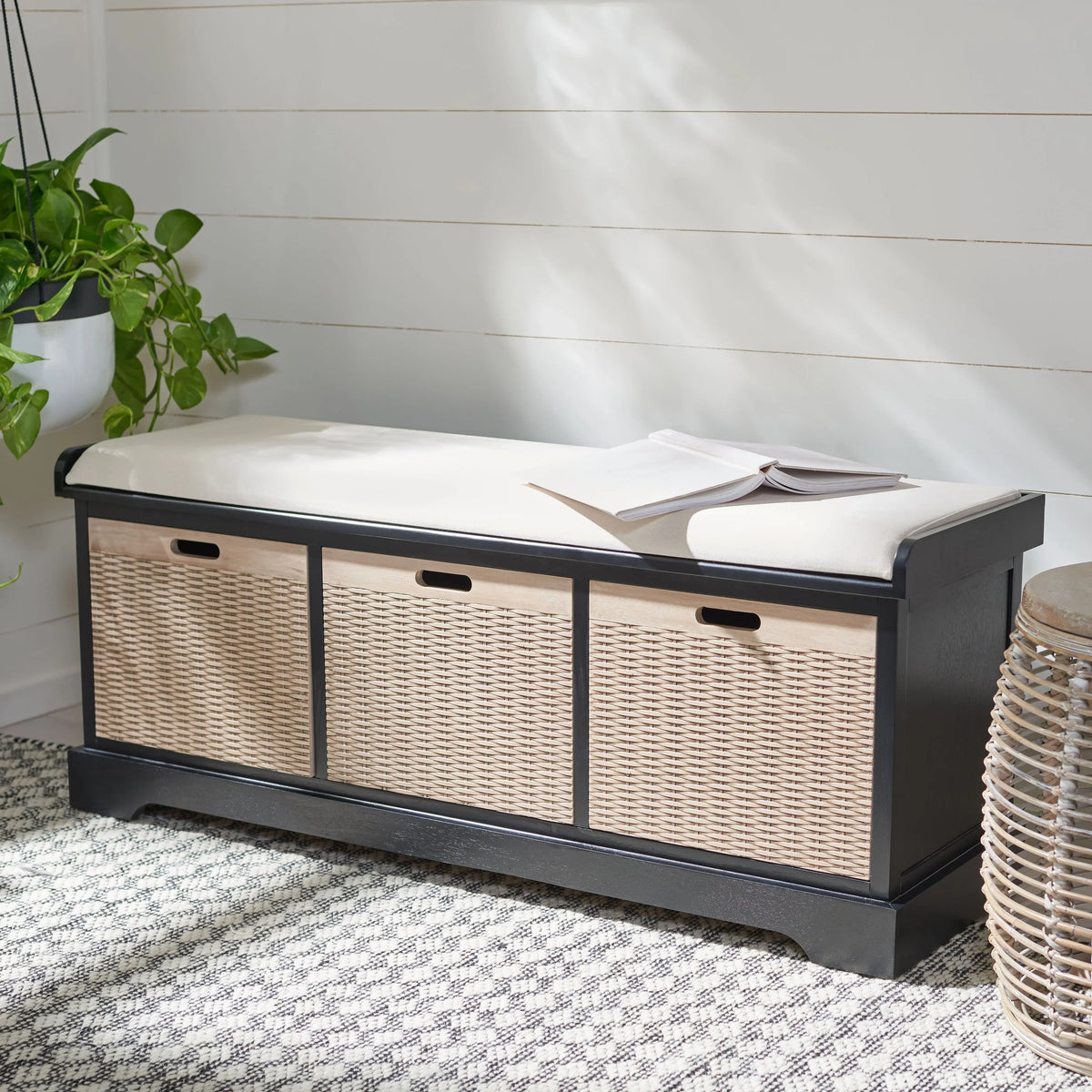 Banc de rangement SAFAVIEH Fiorello avec coussin et 3 tiroirs - 47,3 L x 15 P x 19 H - 47 L x 15 P x 19 H