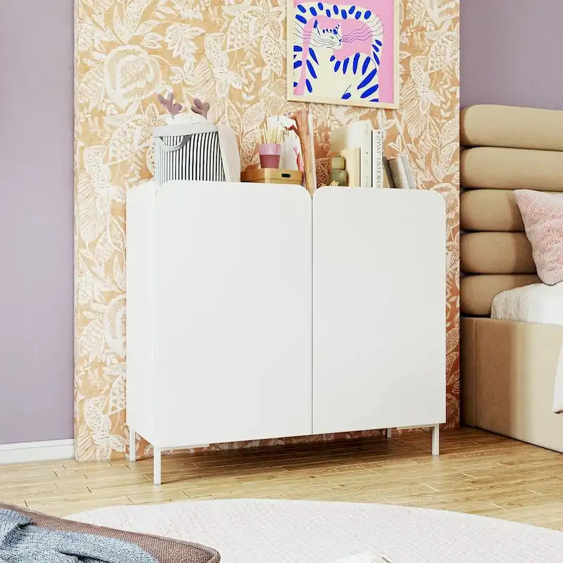 Meuble d'appoint Mid-Century Modern avec portes à fermeture douce et pieds en métal