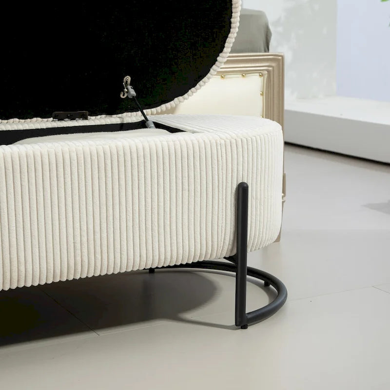 Banc de rangement en velours touffeté avec pieds en métal doré